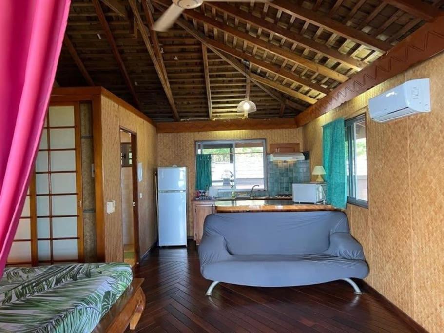 Tehuarupe Surf Studios Haapiti Exterior foto